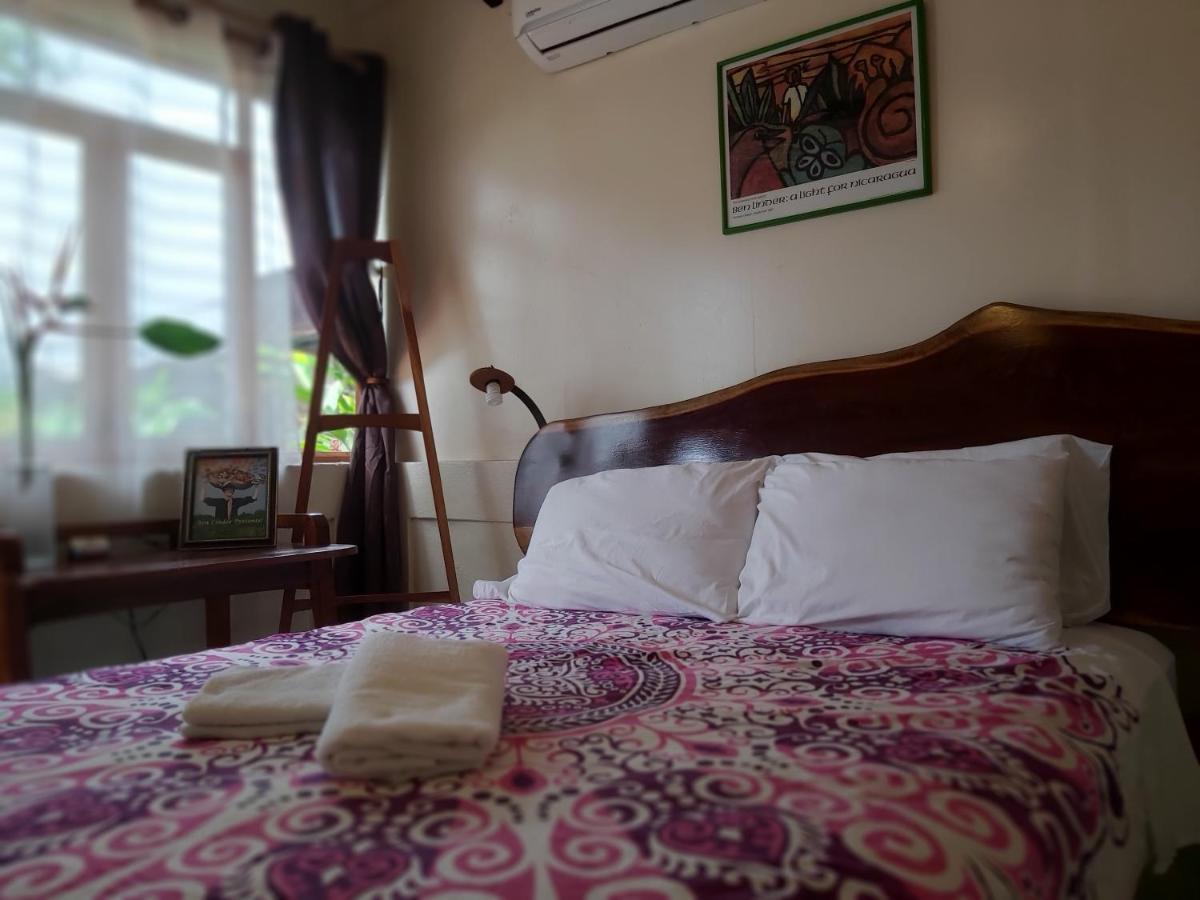 Casa Benjamin Linder Hotel Managua Kültér fotó